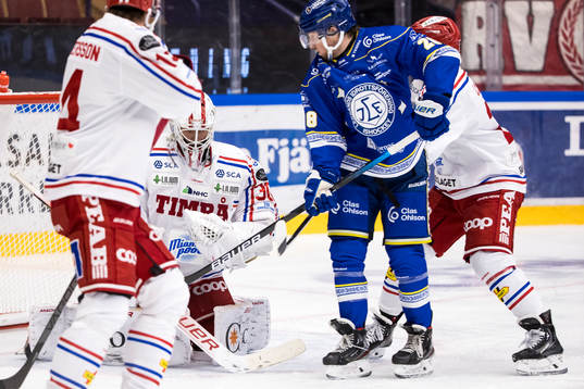 Timrås målvakt Jacob Johansson och Leksands Justin Glenn
