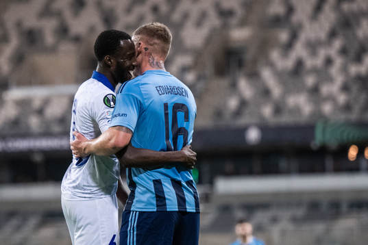 Elisha Owusu of Gent and Victor Edvardsen of Djurgården