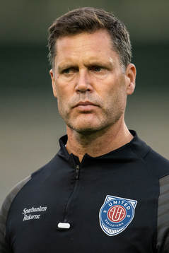 Eskilstuna Uniteds tränare Fredrik Bernhardsson