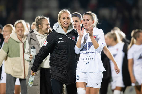 FC Rosengårds Caroline Seger och Emma Berglund jublar