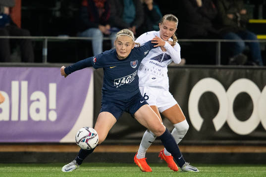 FC Rosengårds Ria Noora Minerva Öling och Eskilstuna