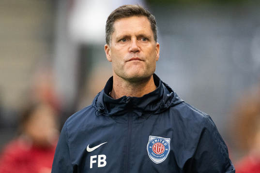 Eskilstuna Uniteds tränare Fredrik Bernhardsson