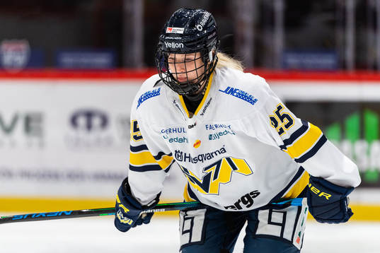 HV71s Nathalie Carlsson Mattila