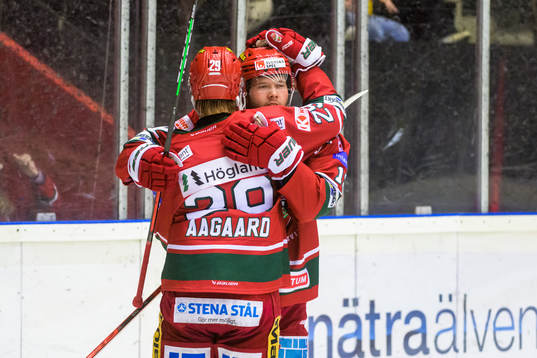 Modos Oscar Pettersson jublar