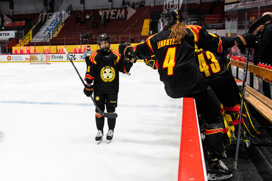 Brynäs Lara Stalder jublar