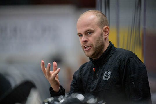 Brynäs tränare Filip Eriksson