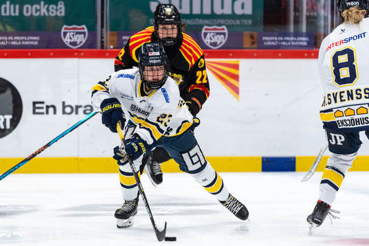 HV71s Sanni Hakala