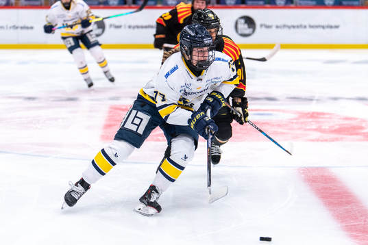 HV71s Mira Jungåker och Brynäs Matilda Nilsson
