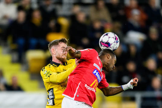 Elfsborgs Rasmus Alm och Degerfors Joseph - Claude Agyeman