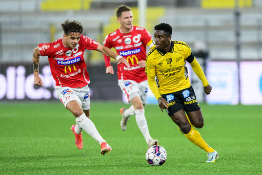 Degerfors Justin Salmon och Elfsborgs Michael Baidoo