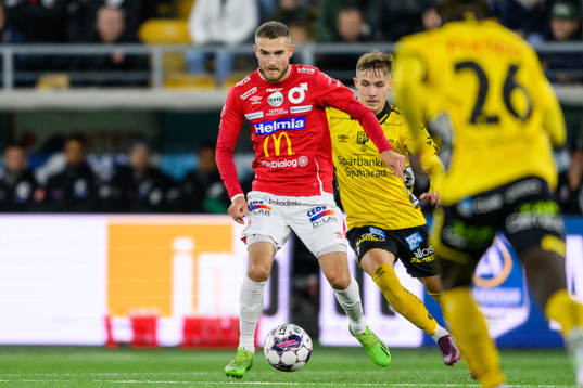 Degerfors Christos Gravius och Elfsborgs Jacob Ondrejka