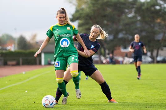 Åhus Ella Andersson och Malmö FFs Madeleine Hejde
