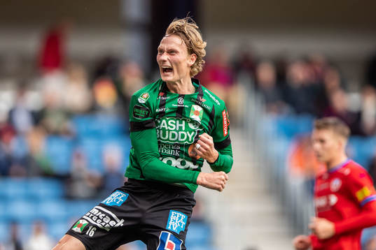 Varbergs Alexander Johansson jublar