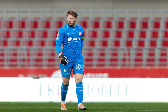 Helsingborgs målvakt Kalle Joelsson deppar
