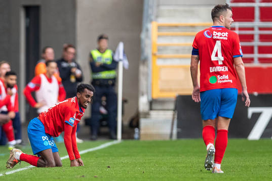 Helsingborgs Taha Ali och Viljormur Davidsen deppar