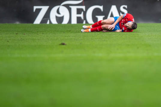 Helsingborgs Viljormur Davidsen har ont