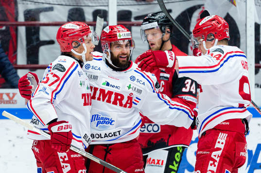 Timrås Robin Hanzl jublar