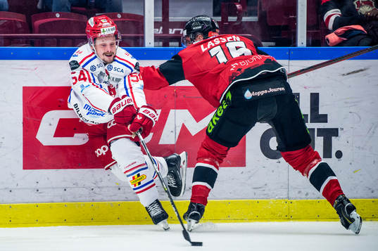 Timrås Jonathan Dahlén mot Malmö Redhawks Matias Lassen