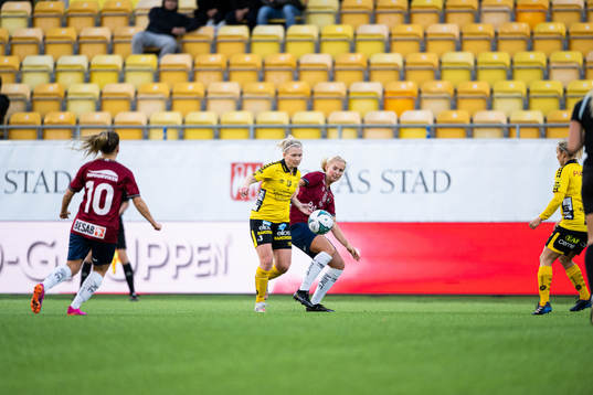 Elfsborgs Fanny Johansson och Örgrytes Sara Källman