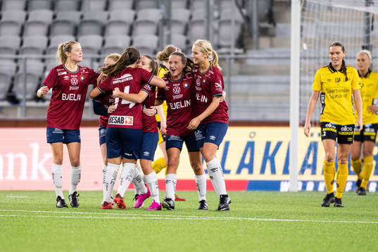 Örgrytes spelare jublar