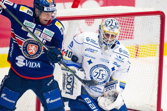 Växjös Erik Josefsson och Leksands målvakt Mantas Armalis