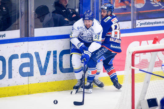 Leksands Jonas Ahnelöv och Växjös Jayden Halbgewachs