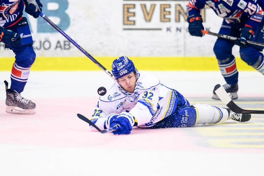 Leksands Jesper Kandergård faller