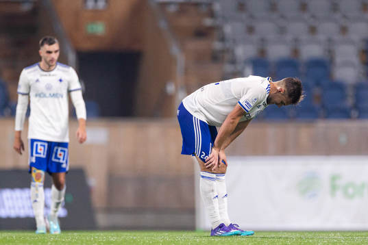 IFK Norrköpings Egzon Binaku och Anton Eriksson deppar