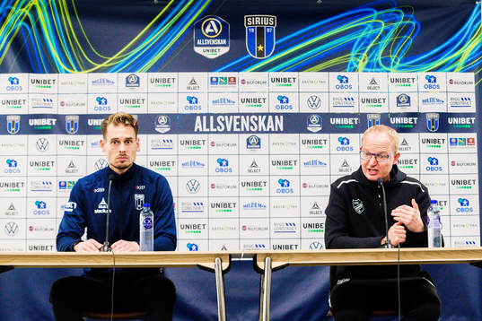 Sirius tränare Daniel Bäckström oc IFK Norrköpings