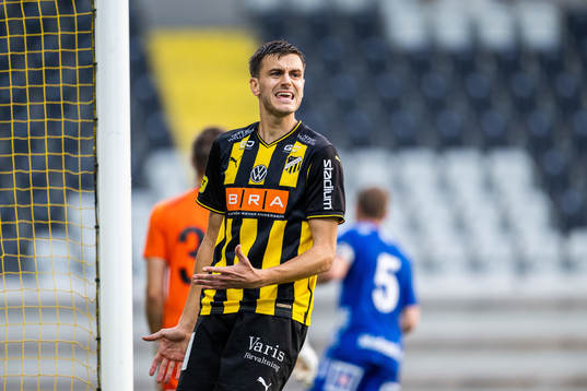 Häckens Alexander Jeremejeff reagerar