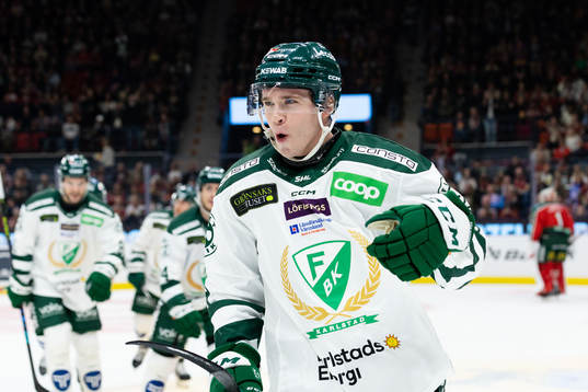 Färjestads Oscar Lawner jublar