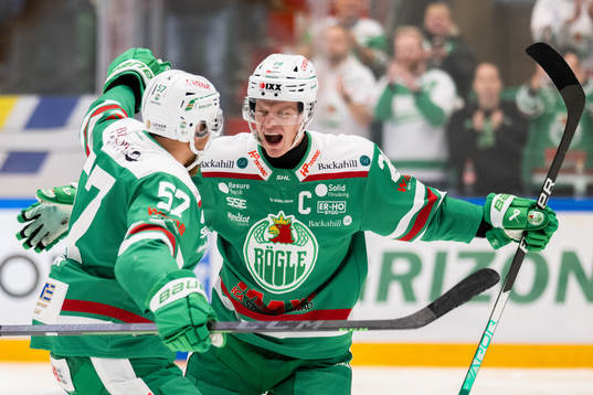 Rögles Anton Bengtsson jublar