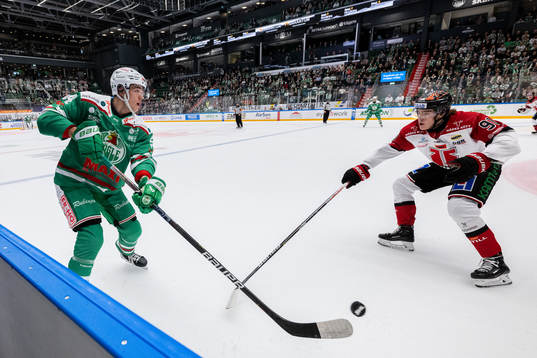 Rögles William Wallinder och Örebros Leo Carlsson