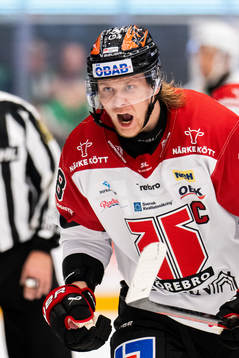 Örebros Rodrigo Abols jublar