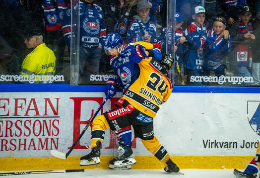 Oskarshamns Robin Norell och Luleås Brendan Shinnimin