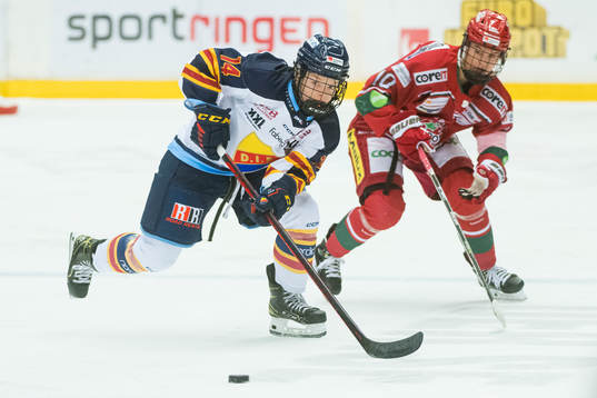 Djurgårdens Alexis Mauermann och Modos Wilma Sundin