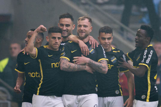 AIKs John Guidetti jublar