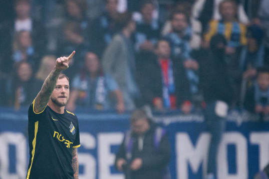 AIKs John Guidetti jublar