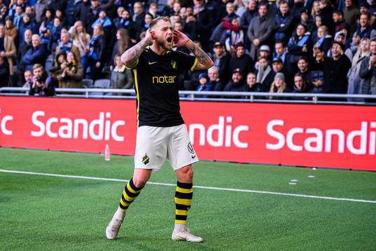 AIKs John Guidetti jublar