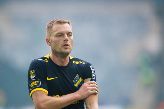 s Sebastian Larsson