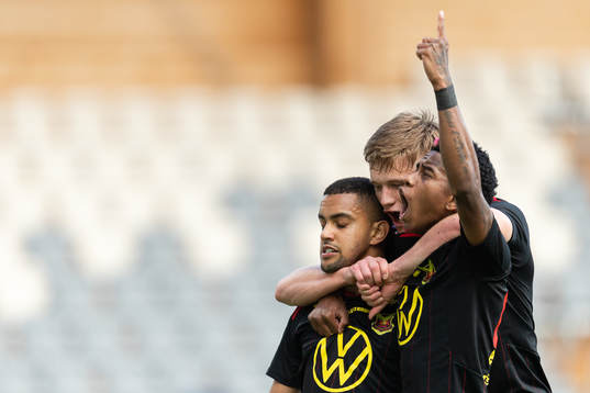 Östersunds Erick Brendon Pinheiro da Silva och Chovanie