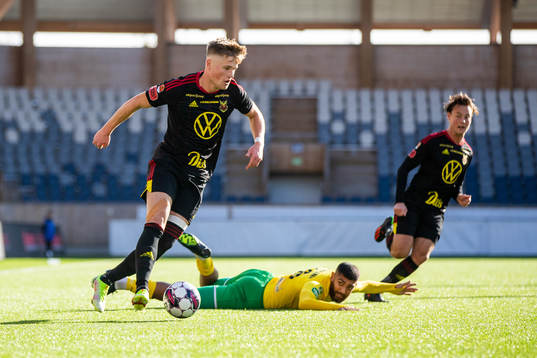 Östersunds Sebastian Karlsson Grach