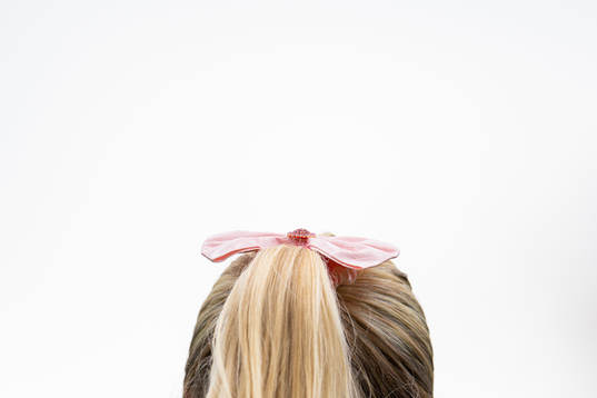 A pink bowtie of Guro Bergsvand of Brann