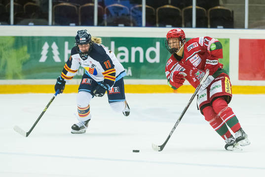 Djurgårdens Julia Tärnblom och Modos Mira Hallin