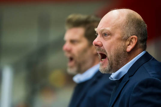 Djurgårdens tränare Rickard Hårdstam och assisterande
