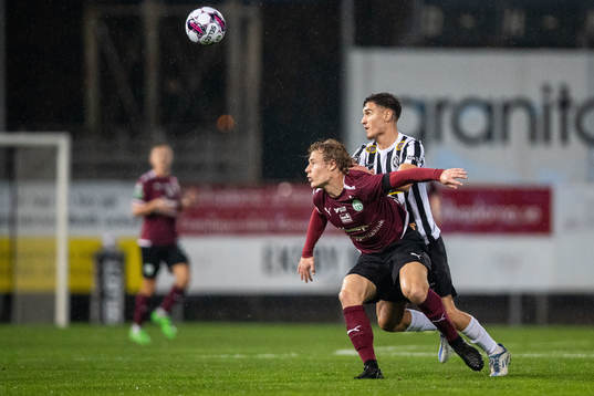 Västerås SKs Herman Magnusson och Landskronas Camil Jebara
