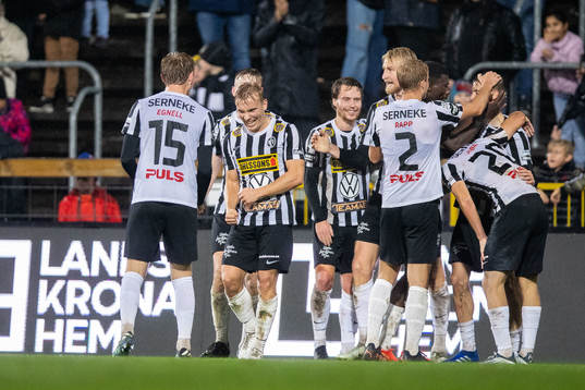 Landskronas spelare jublar
