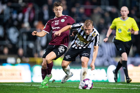 Västerås SKs Simon Gefvert och Landskronas Edvin Dahlqvist