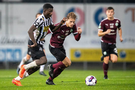 Landskronas Ousmane Diawara och Västerås SKs Herman