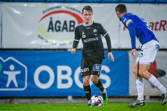 Örebros Noel Milleskog mot Trelleborgs Anton Tideman